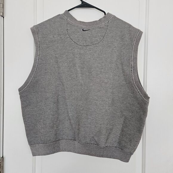 Nike Men's XL Golf vest, Gray/Black vertical stripes, sporty, outdoor, Grandpa - Picture 3 of 7